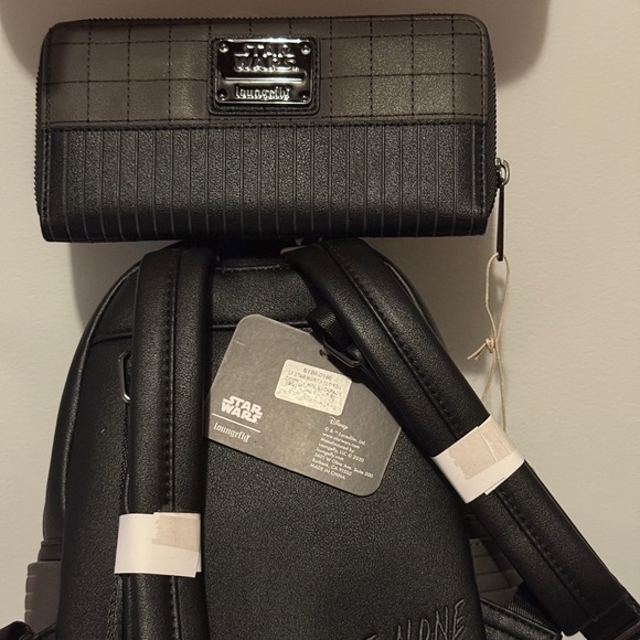 Star Wars Kylo Ren Loungefly Backpack and wallet - Picture 4 of 4